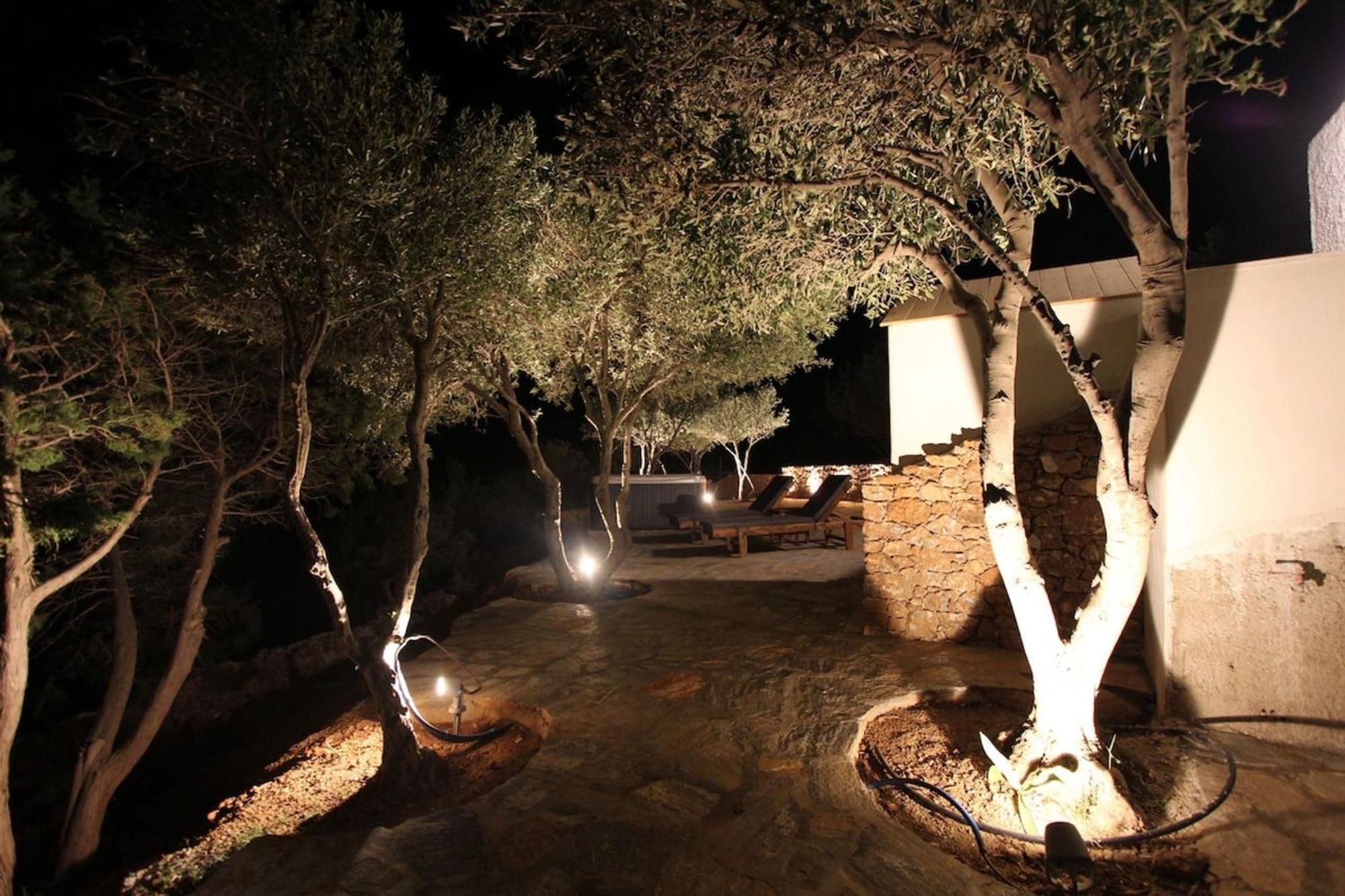 Villa Rouvis With Outdoor Hot Tub Ligaridia Exterior photo